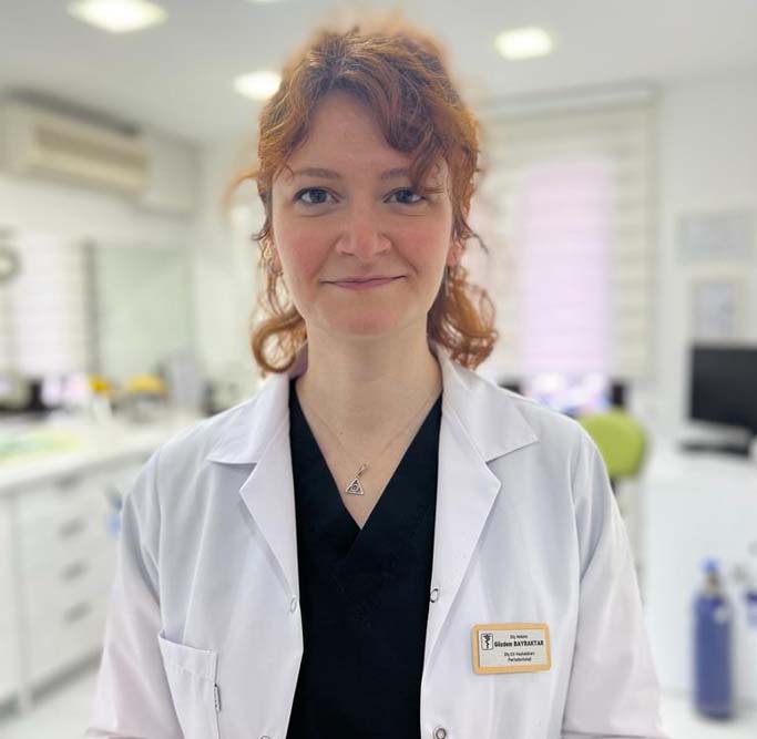 Dr. Diş Hekimi Gözdem Bayraktar
